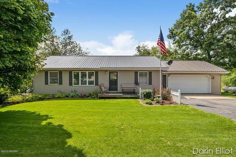 5265 Belding Rd, Belding, MI 48809 photo 1