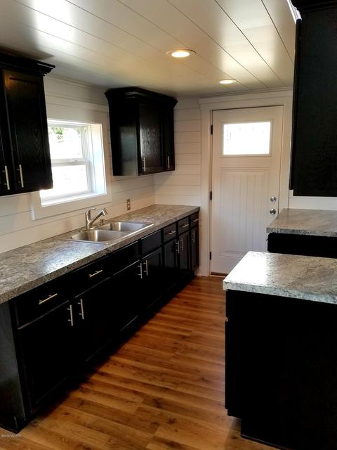 110 E Liberty St, Belding, MI 48809 photo 14