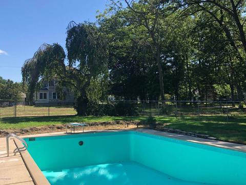 704 E Spring St, Whitehall, MI 49461 photo 22