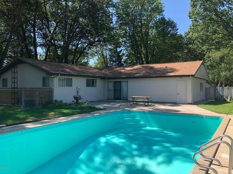 704 E Spring St, Whitehall, MI 49461 photo 4