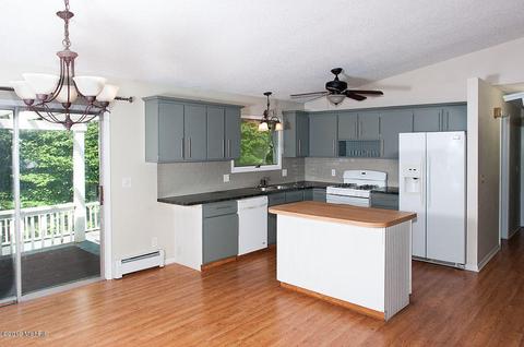 17300 Outer Dr, Big Rapids, MI 49307 photo 12