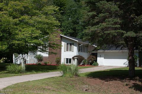 17300 Outer Dr, Big Rapids, MI 49307 photo 3
