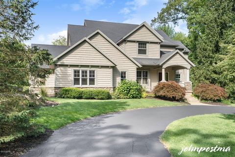 2487 Sturbridge Dr SE, Ada, MI 49301 photo 1