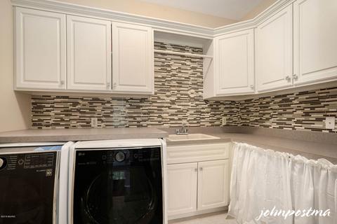 2487 Sturbridge Dr SE, Ada, MI 49301 photo 26