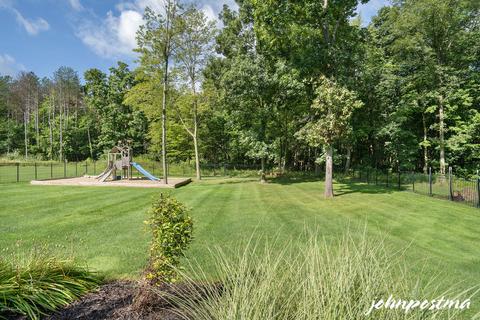 2487 Sturbridge Dr SE, Ada, MI 49301 photo 52