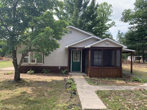 535 Weldon Dr, Marion, MI 49665 photo 2