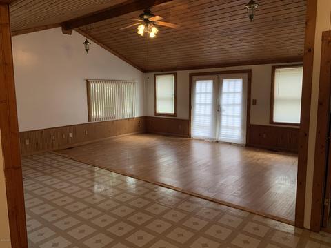 535 Weldon Dr, Marion, MI 49665 photo 5