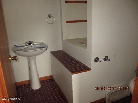 4212 Cedar St, Dorr, MI 49323 photo 3