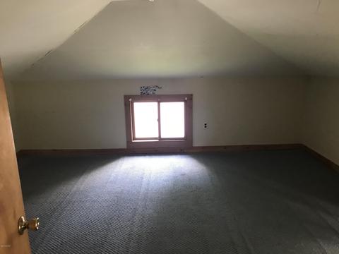231 S Robinson St, Lyons, MI 48851 photo 6