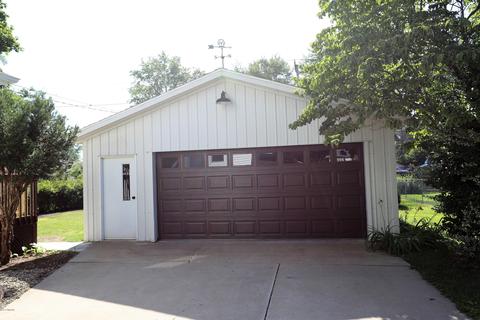 517 S Hooker Ave, Three Rivers, MI 49093 photo 6