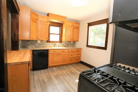 517 S Hooker Ave, Three Rivers, MI 49093 photo 13