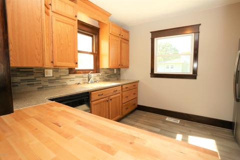 517 S Hooker Ave, Three Rivers, MI 49093 photo 15