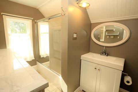 517 S Hooker Ave, Three Rivers, MI 49093 photo 41
