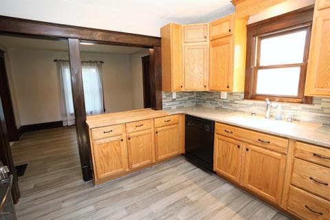 517 S Hooker Ave, Three Rivers, MI 49093 photo 10