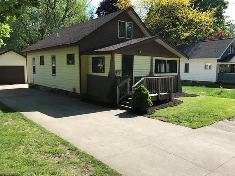 519 E Johnson St, Hart, MI 49420 photo 2