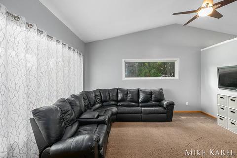 4063 Rabbit River Dr, Hamilton, MI 49419 photo 2