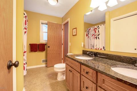 7341 Cherry Ave, Jenison, MI 49428 photo 23