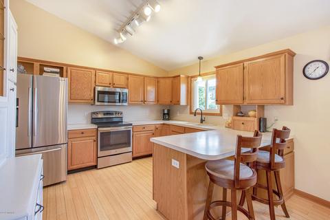 7341 Cherry Ave, Jenison, MI 49428 photo 17