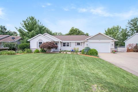 7341 Cherry Ave, Jenison, MI 49428 photo 2