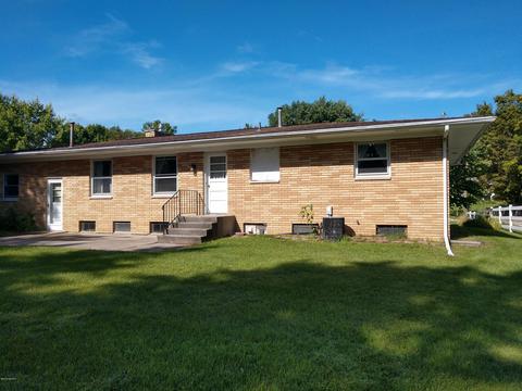 409 Bailey Dr, Big Rapids, MI 49307 photo 2