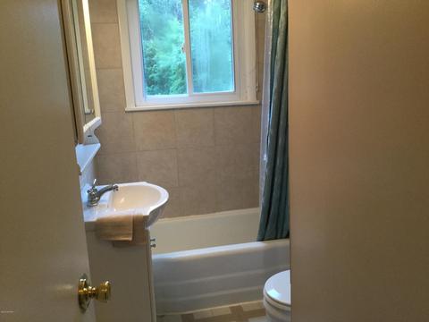 1997 E Kimmel Rd, Jackson, MI 49201 photo 7