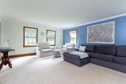 436 Midlakes Blvd, Plainwell, MI 49080 photo 8