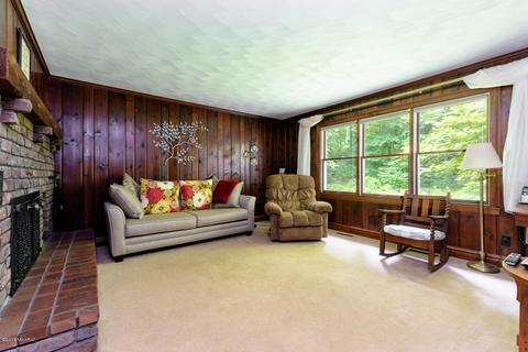 436 Midlakes Blvd, Plainwell, MI 49080 photo 17