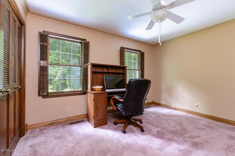 436 Midlakes Blvd, Plainwell, MI 49080 photo 27
