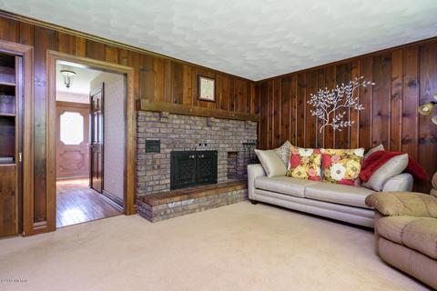 436 Midlakes Blvd, Plainwell, MI 49080 photo 18