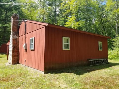 8585 E Baseline Rd, White Cloud, MI 49349 photo 3
