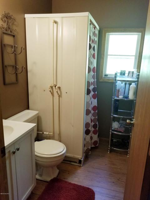 8585 E Baseline Rd, White Cloud, MI 49349 photo 10