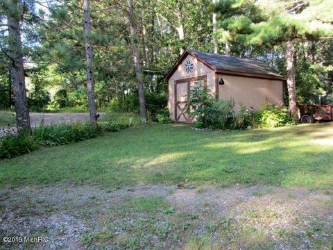 3984 Sunny Dr, Sears, MI 49679 photo 17