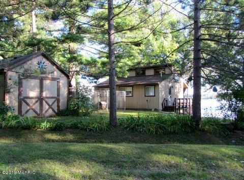 3984 Sunny Dr, Sears, MI 49679 photo 3
