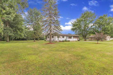 8596 E Colby Rd, Crystal, MI 48818 photo 3