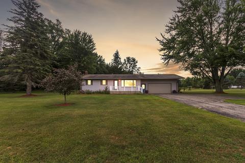 8596 E Colby Rd, Crystal, MI 48818 photo 1