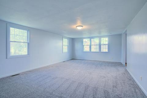 3976 38th St, Hamilton, MI 49419 photo 5