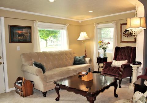 220 E Maple St, Carson City, MI 48811 photo 13