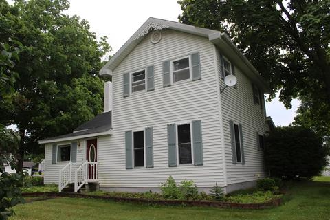 220 E Maple St, Carson City, MI 48811 photo 5