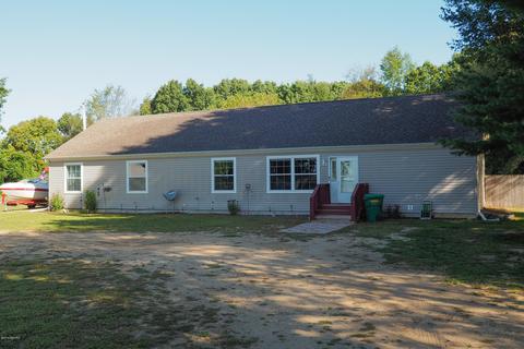 12884 Riverside, Constantine, MI 49042 photo 2