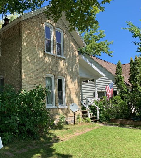 10 E Main St, Hart, MI 49420 photo 2