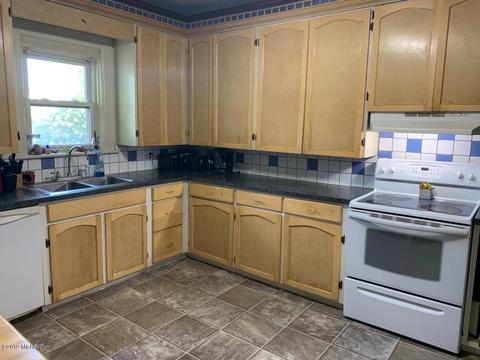 10 E Main St, Hart, MI 49420 photo 3