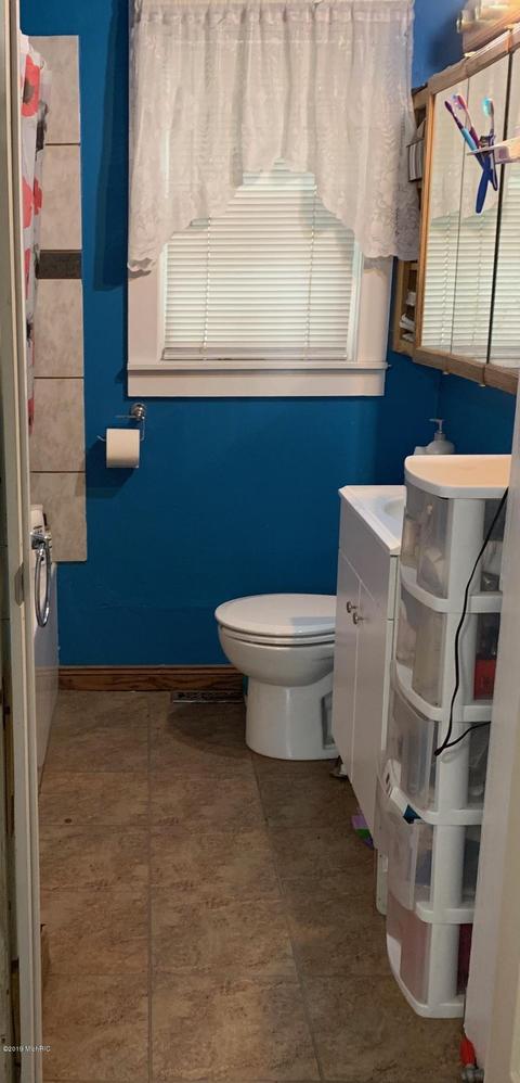 10 E Main St, Hart, MI 49420 photo 11