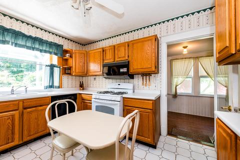 716 Wayne St, St. Joseph, MI 49085 photo 10