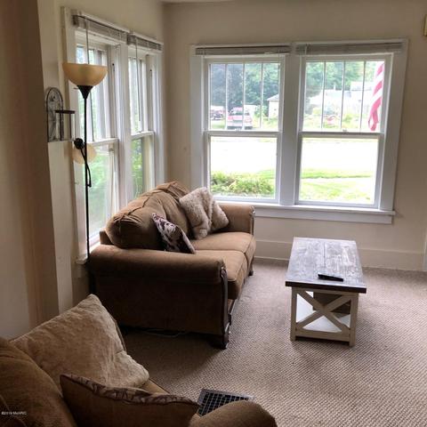 514 S Main St, Plainwell, MI 49080 photo 9