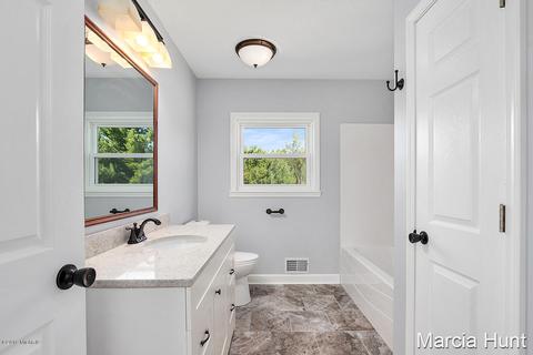 9149 E 56th St, Newaygo, MI 49337 photo 11