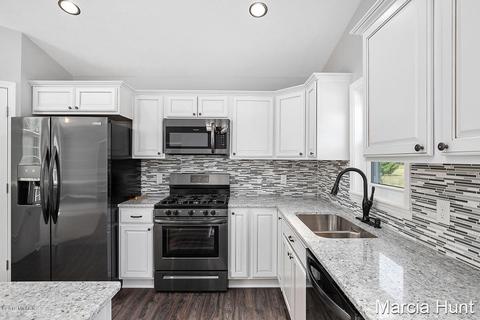 9149 E 56th St, Newaygo, MI 49337 photo 6