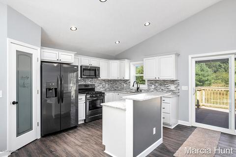 9149 E 56th St, Newaygo, MI 49337 photo 7