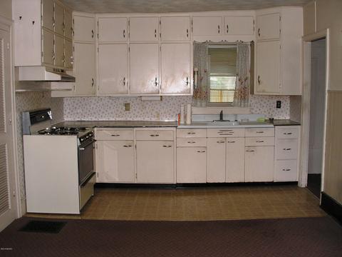 285 S Washington St, Constantine, MI 49042 photo 6