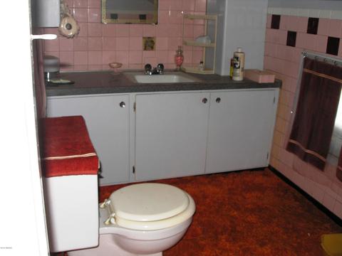 285 S Washington St, Constantine, MI 49042 photo 32