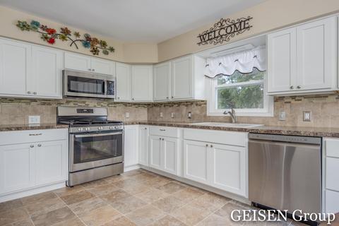 1011 S Pearl St, Belding, MI 48809 photo 11